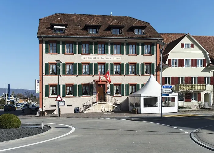 Hotel-Restaurant Weisses Kreuz