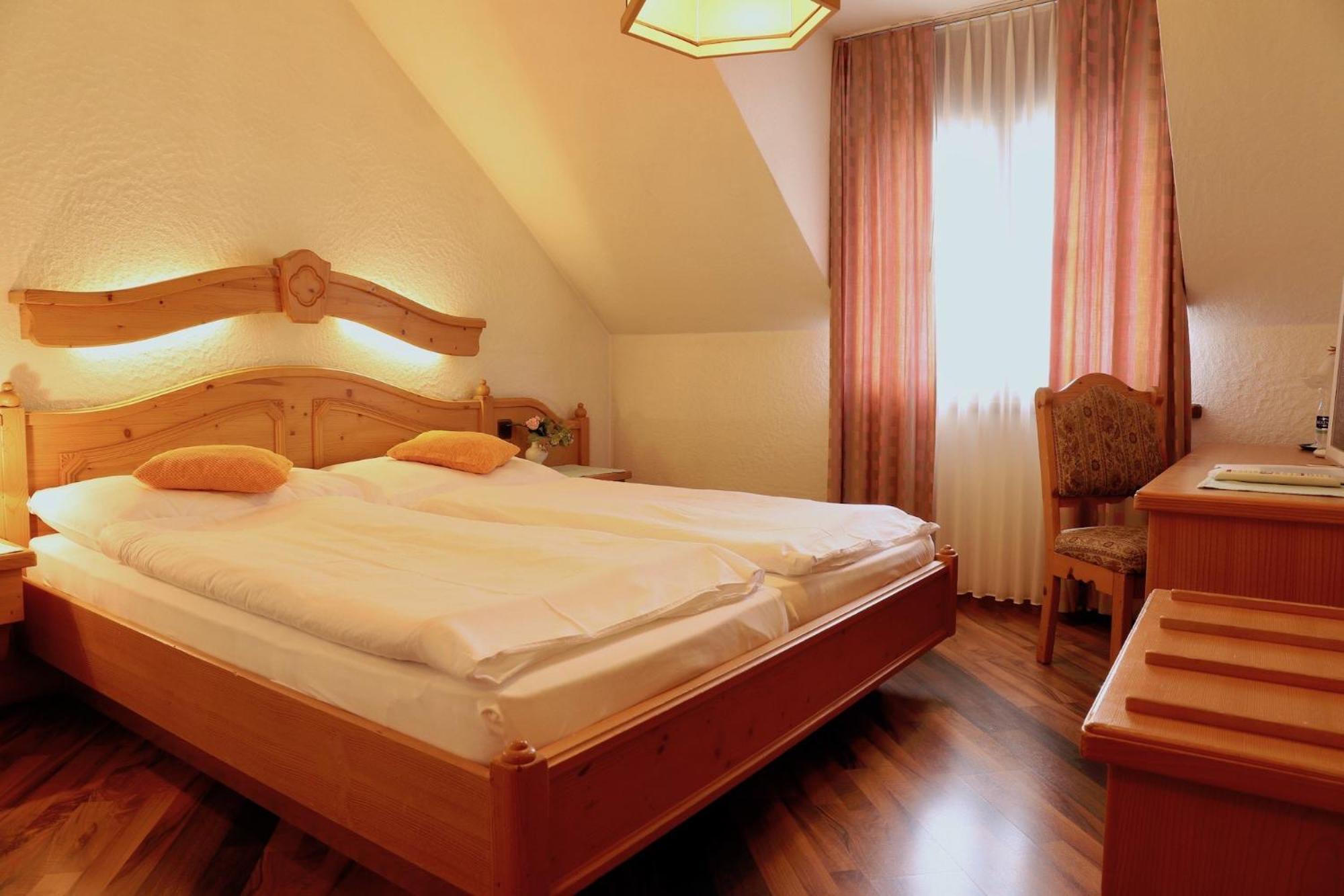 Hotel-restaurant Weisses Kreuz Hotel Breitenbach