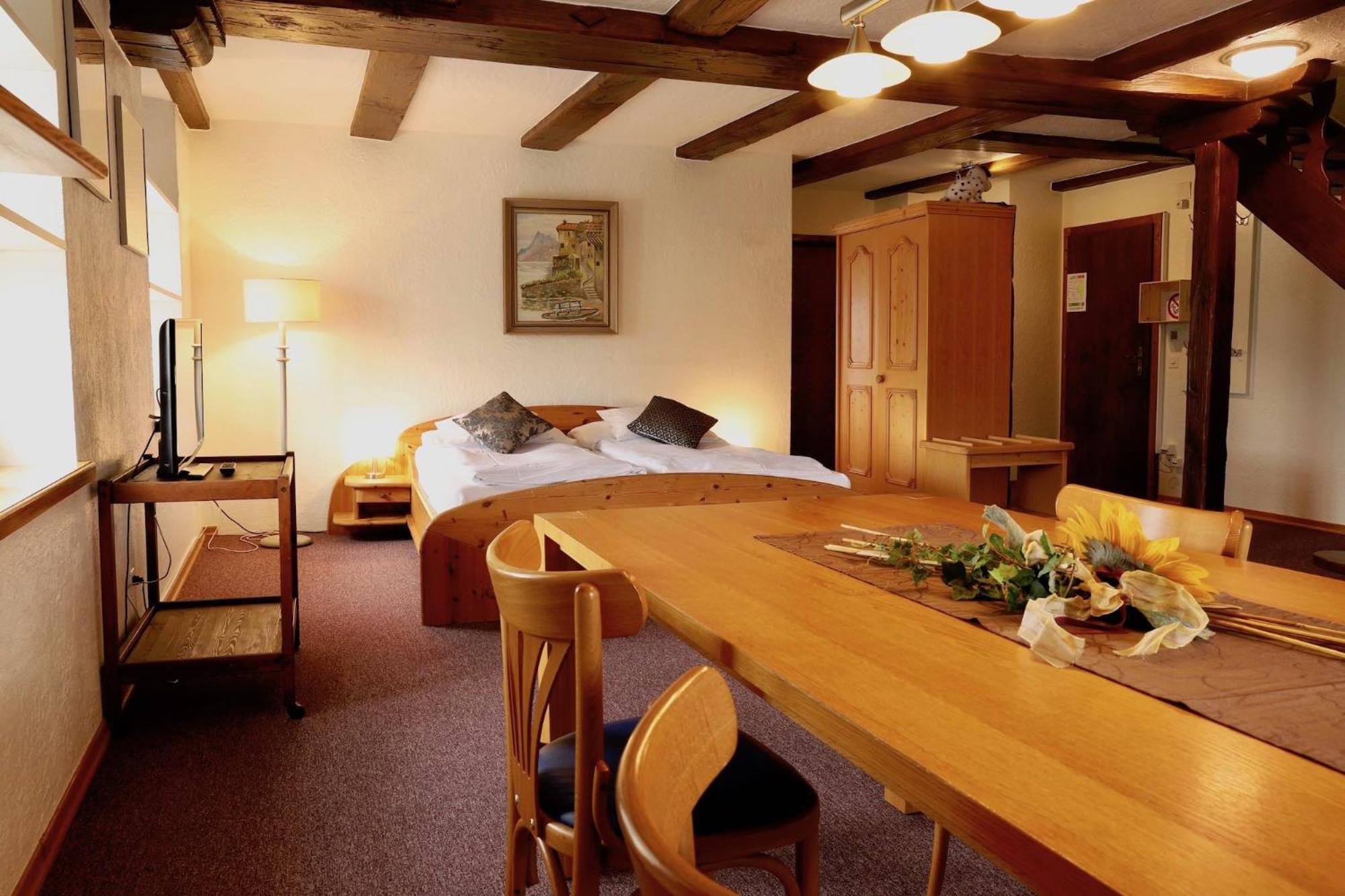 Hotel Hotel-restaurant Weisses Kreuz 3*