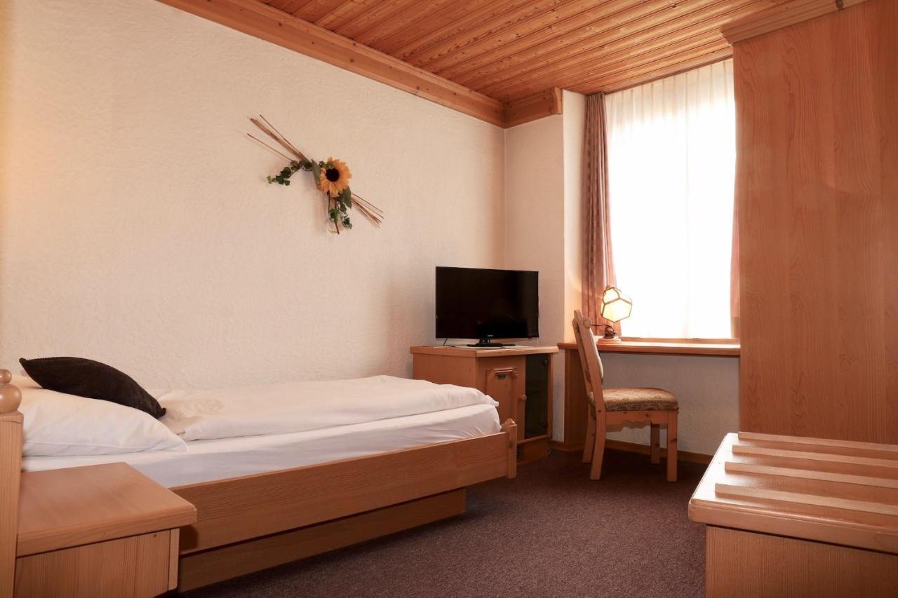 Hotel-restaurant Weisses Kreuz Hotel